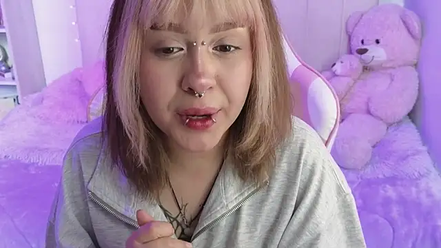 NekoWaifu online show from 11, 5, 2026