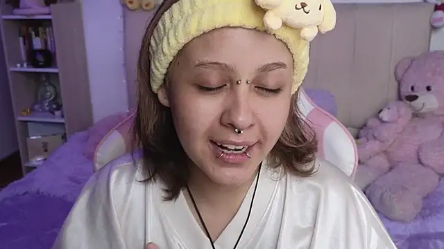 NekoWaifu online show from 12, 5, 2026