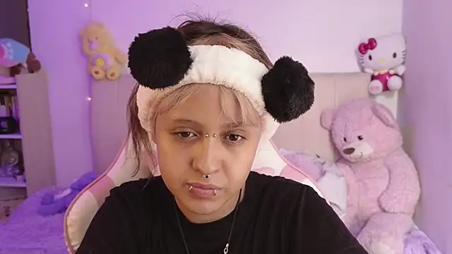 NekoWaifu online show from 14, 5, 2026