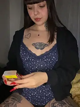 ravenadark online show from 17, 10, 2025