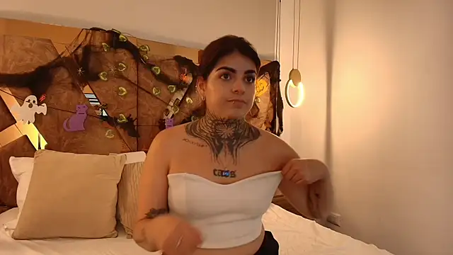 Snapshot of amelie__grace chatting on 10, 10, 2025 amelie grace online show from 10, 10, 2025