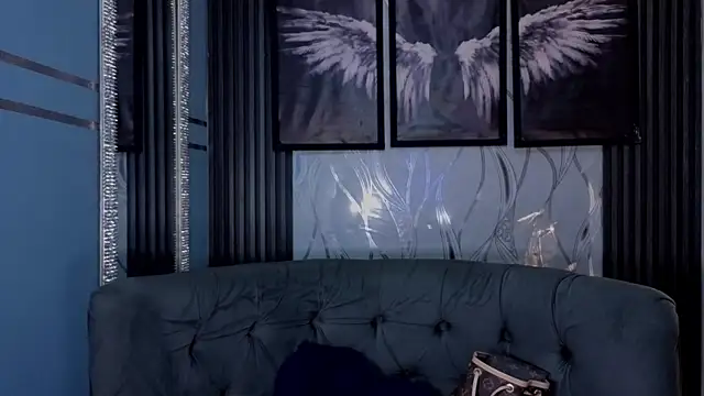 Angel-dragun online show from 6, 8, 2026