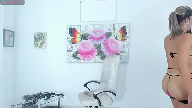 Snapshot of barbie_ds chatting on 14, 11, 2025 barbie ds online show from 14, 11, 2025