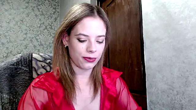 Kate  Loves online show from 26, 10, 2025