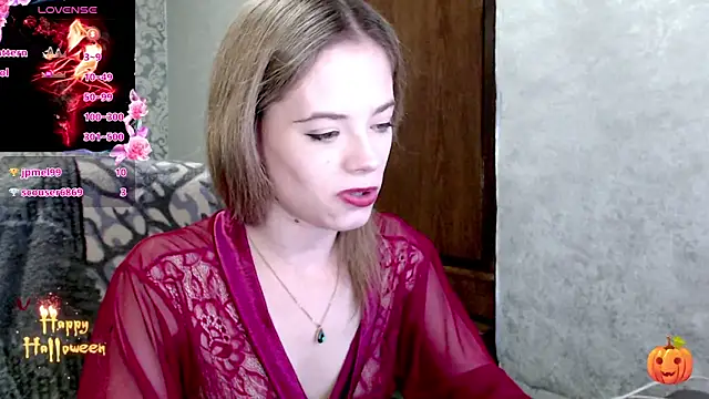 Kate  Loves online show from 29, 10, 2025