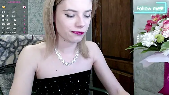 Kate  Loves online show from 3, 12, 2025