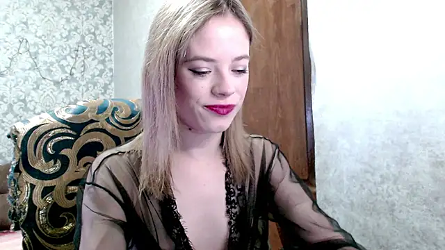 Kate  Loves online show from 4, 2, 2026