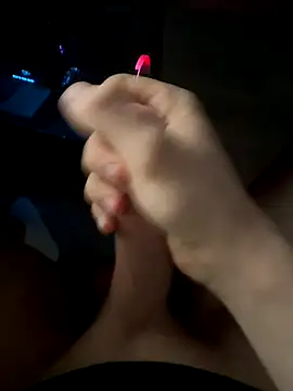 Snapshot of jstntz chatting on 14, 12, 2025 jstntz online show from 14, 12, 2025