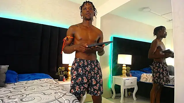 SkylerBigxxx online show from 14, 4, 2026