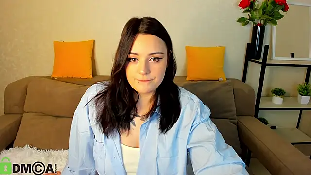 Mia R0ss online show from 3, 10, 2025