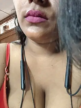 Jasmine Januja online show from 14, 7, 2026