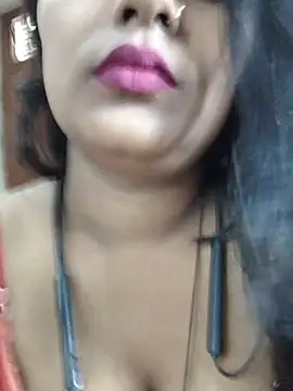 Jasmine Januja online show from 22, 7, 2026