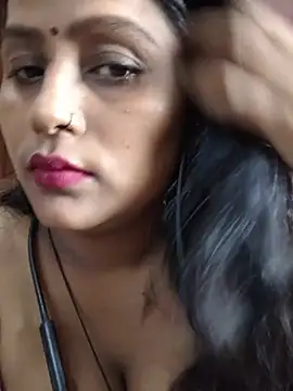 Jasmine Januja online show from 25, 7, 2026