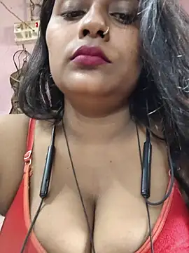 Jasmine Januja online show from 30, 7, 2026