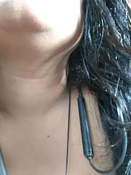 Jasmine Januja online show from 1, 8, 2026