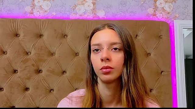 CoraVex online show from 22, 6, 2026