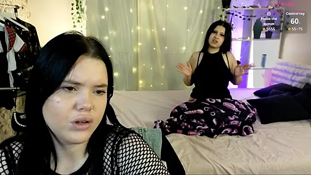 LoNik Tvvins online show from 3, 10, 2025