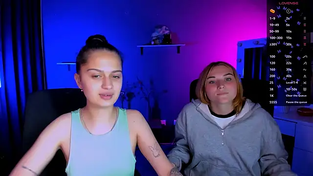 casey meow  online show from 18, 9, 2025