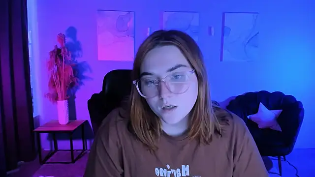 casey meow  online show from 2, 5, 2026
