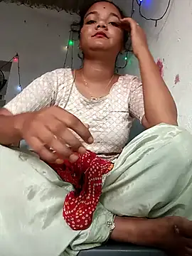 Hot Shredha online show from 5, 11, 2025