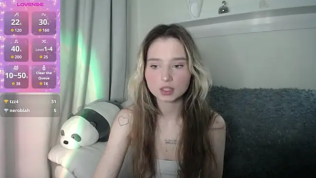 Snapshot of _Lua__ chatting on 9, 10, 2025  Lua   online show from 9, 10, 2025