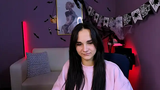 Snapshot of ariana_ross7 chatting on 28, 10, 2025 ariana ross7 online show from 28, 10, 2025