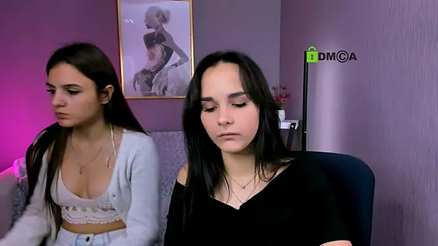 Snapshot of ariana_ross7 chatting on 13, 11, 2025 ariana ross7 online show from 13, 11, 2025