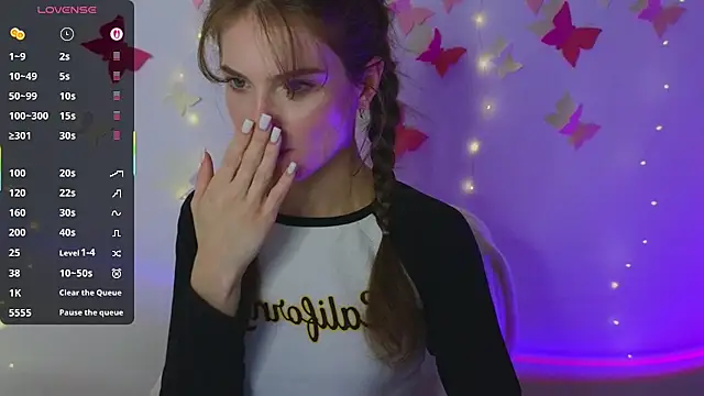 Snapshot of Katyaa_Lover chatting on 13, 11, 2025 Katyaa Lover online show from 13, 11, 2025