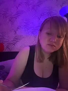 GretieLee online show from 10, 10, 2025