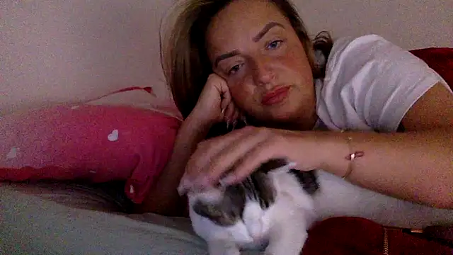 QueenStacyxox online show from 24, 9, 2025