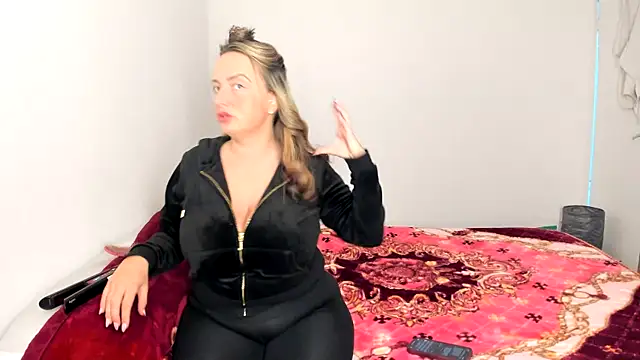 QueenStacyxox online show from 29, 9, 2025