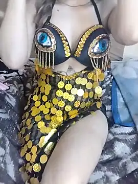 Snapshot of shahinaz-123 chatting on 15, 2, 2026 shahinaz-123 online show from 15, 2, 2026