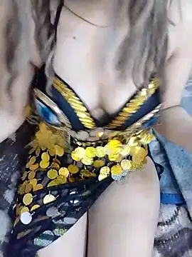 Snapshot of shahinaz-123 chatting on 2, 3, 2026 shahinaz-123 online show from 2, 3, 2026