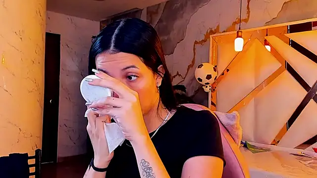 sophiadoll tf online show from 13, 7, 2026