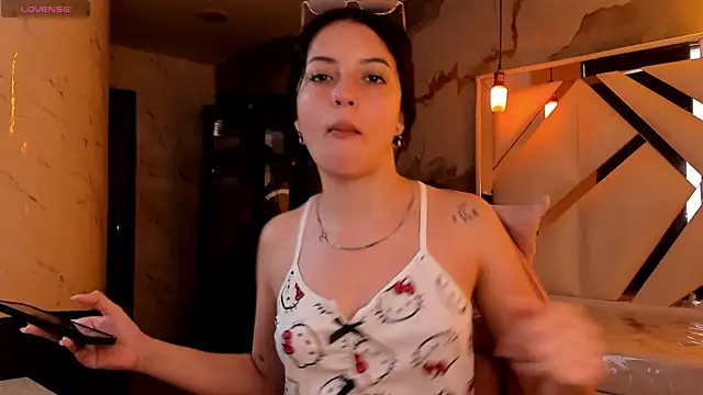 sophiadoll tf online show from 23, 7, 2026