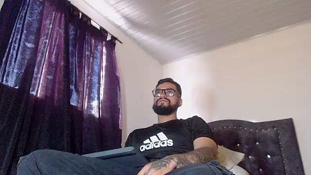 Chrys harris77 online show from 16, 3, 2026