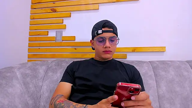 axel vega online show from 24, 9, 2025