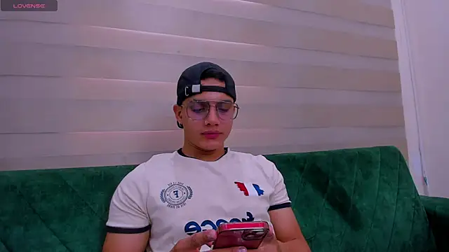 axel vega online show from 25, 9, 2025