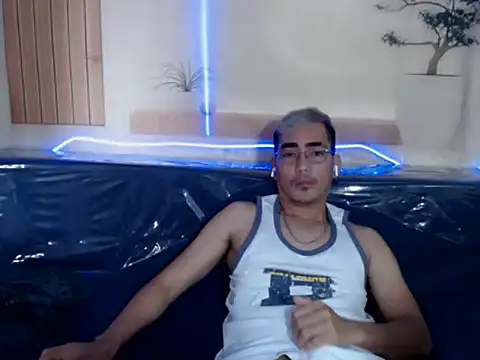 Snapshot of Heaven_steven chatting on 19, 3, 2026 Heaven steven online show from 19, 3, 2026