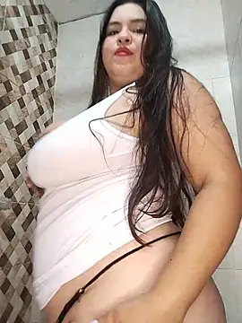 LucyDiamonds1 online show from 2, 8, 2026