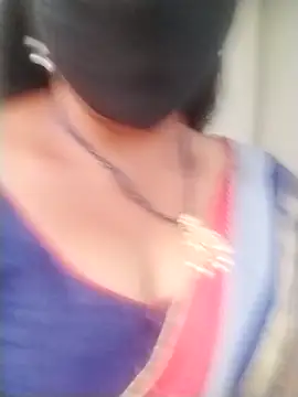 Snapshot of Mahaitha chatting on 18, 10, 2025 Mahaitha online show from 18, 10, 2025