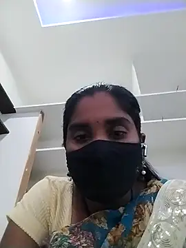 Snapshot of Mahaitha chatting on 21, 10, 2025 Mahaitha online show from 21, 10, 2025