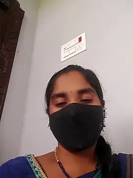 Snapshot of Mahaitha chatting on 25, 10, 2025 Mahaitha online show from 25, 10, 2025