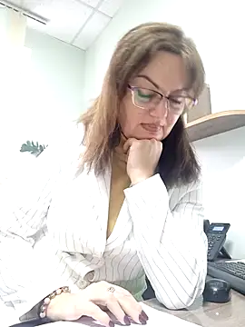 ValeriaLove43211 online show from 14, 11, 2025