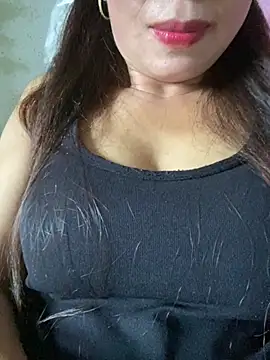 Snapshot of Milky-milk chatting on 10, 7, 2026 Milky-milk online show from 10, 7, 2026