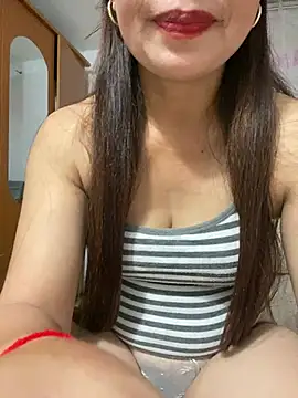 Snapshot of Milky-milk chatting on 22, 7, 2026 Milky-milk online show from 22, 7, 2026