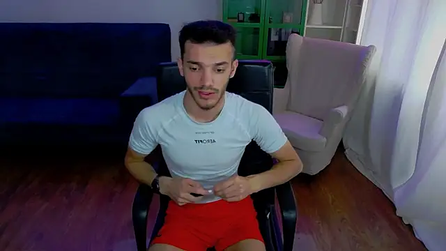 DominicValente online show from 24, 10, 2025