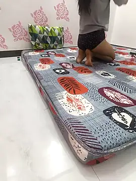 sassyishhu76 online show from 8, 11, 2025