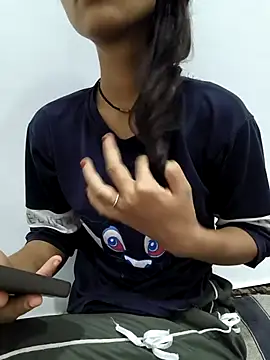 sassyishhu76 online show from 7, 5, 2026