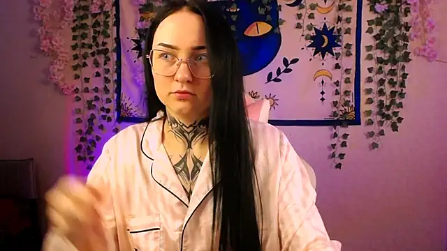 MollyKissy online show from 7, 5, 2026